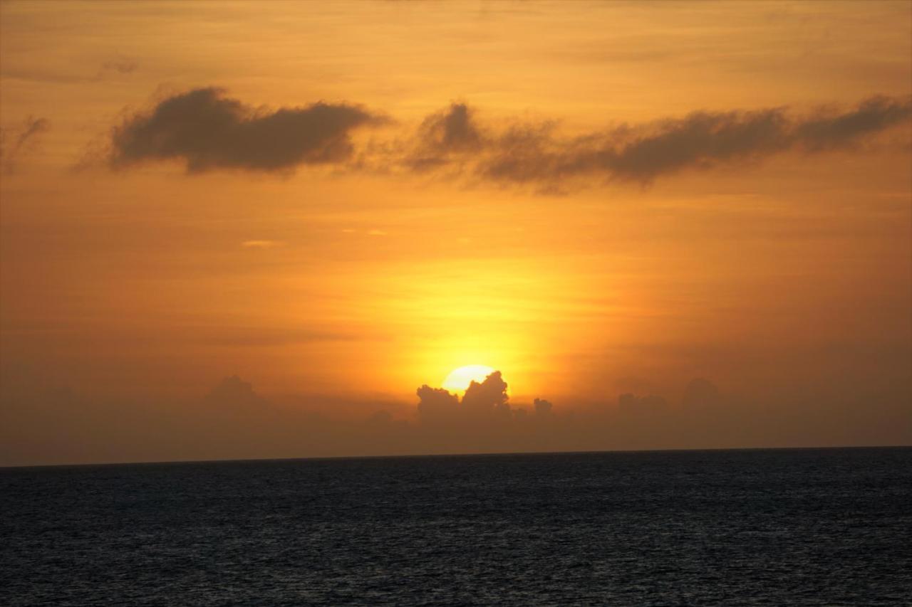Okinawa Ocean Front Hotel Chatan Luaran gambar